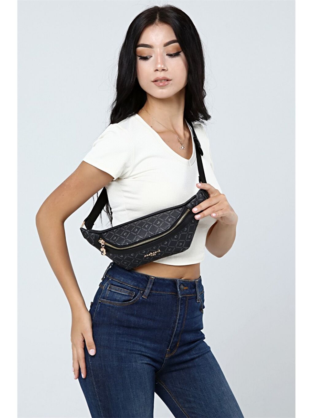 Siyah Desenli Kadın Bel Çantası