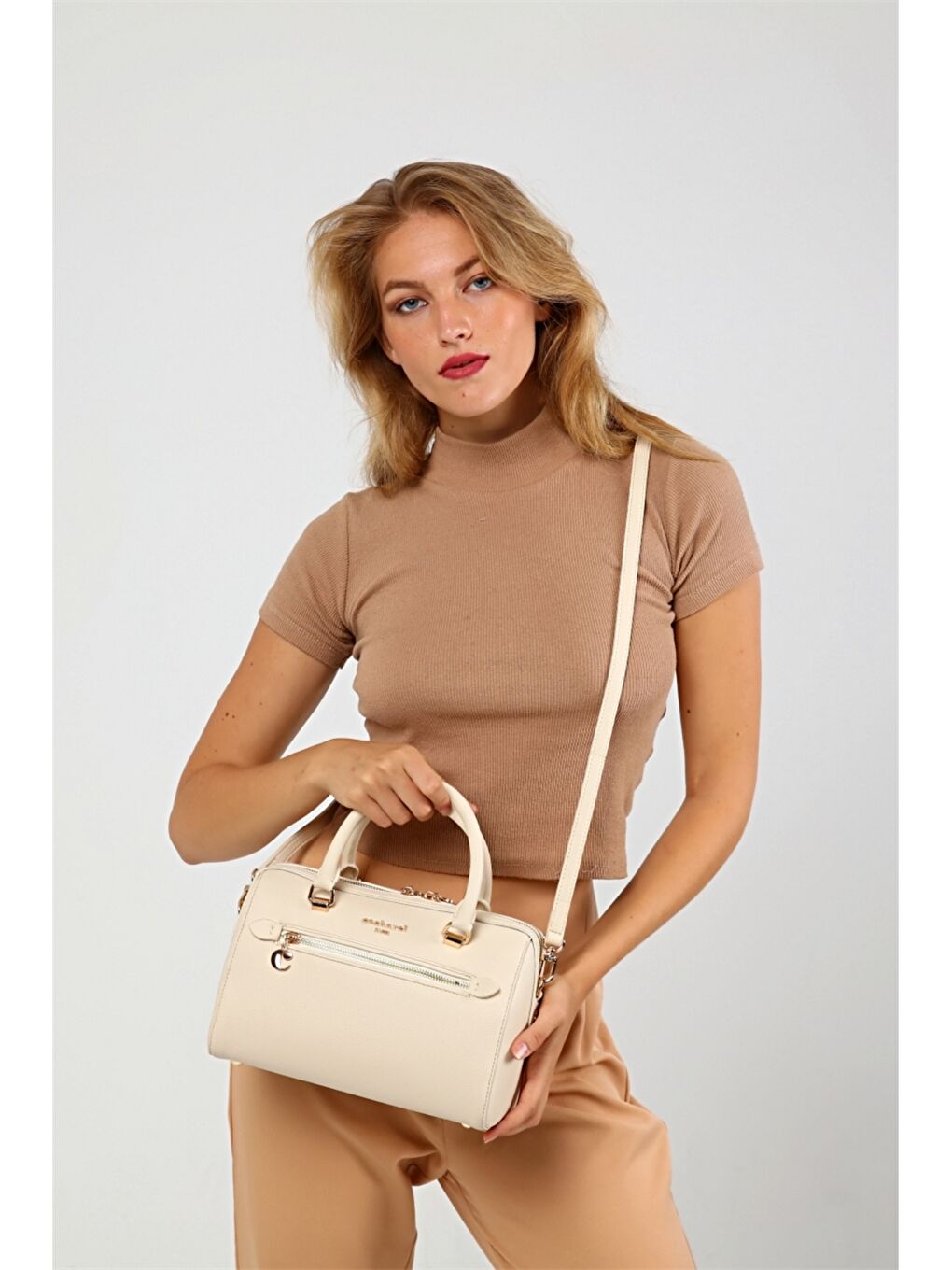 Bej Kadın Düz El Çantası-1