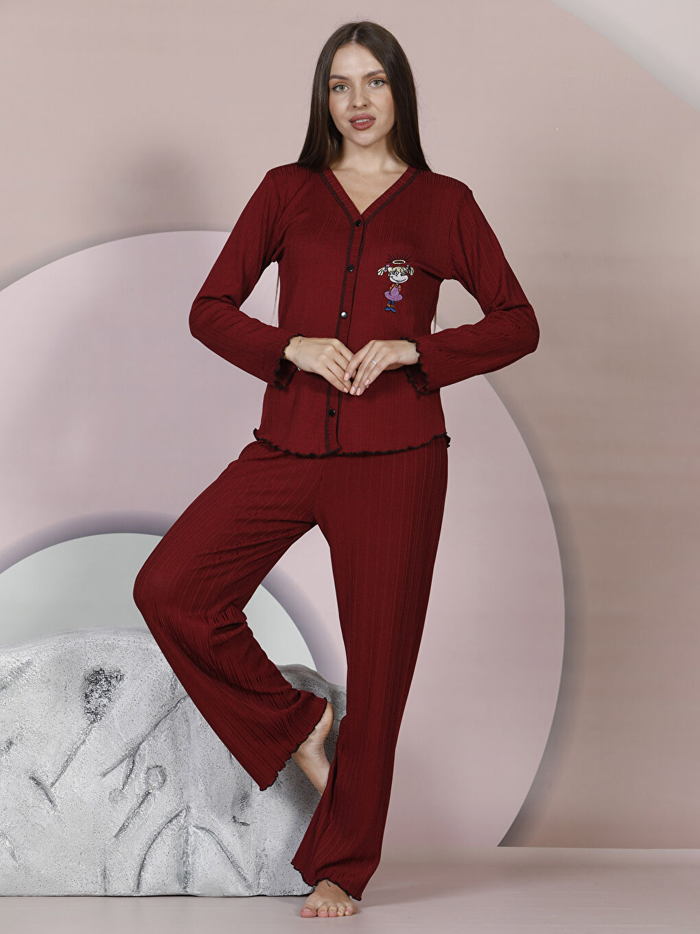 V-Neck Embroidered Long Sleeve Women's Pajamas Set-1