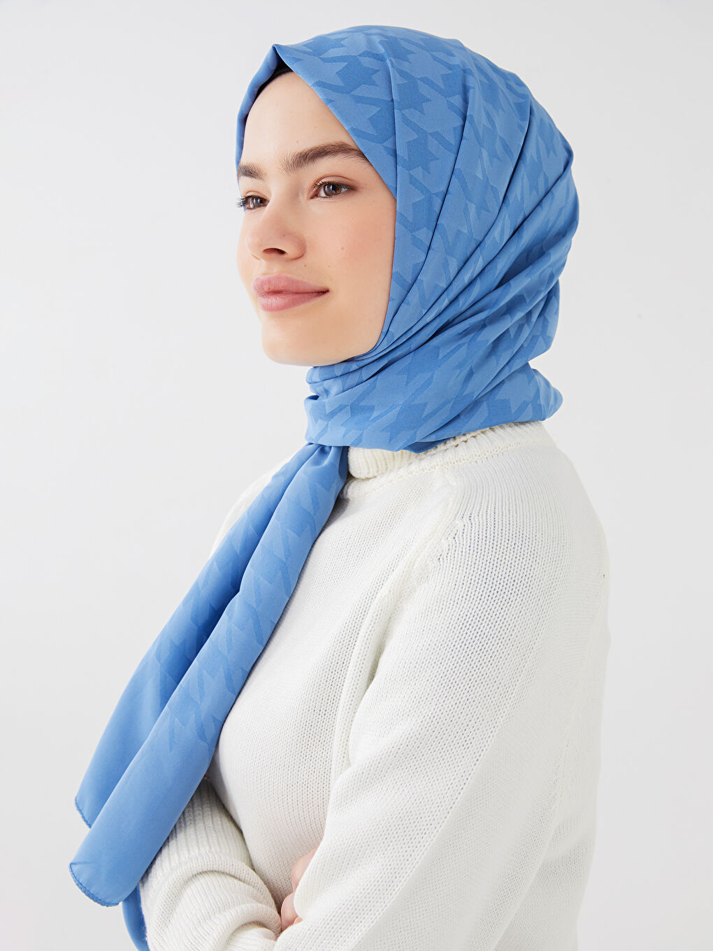 Mavi Kazayağı Desenli Kadın Şal-1