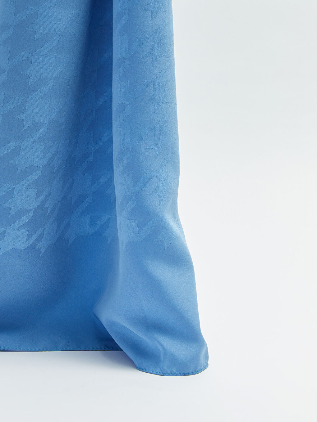 Mavi Kazayağı Desenli Kadın Şal-3