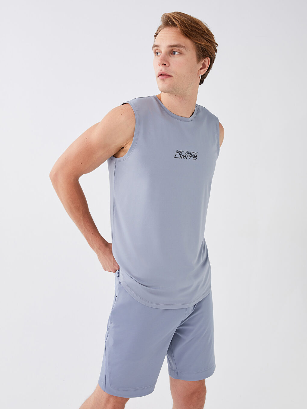 Gri Bisiklet Yaka Baskılı Erkek Kolsuz Tişört-2