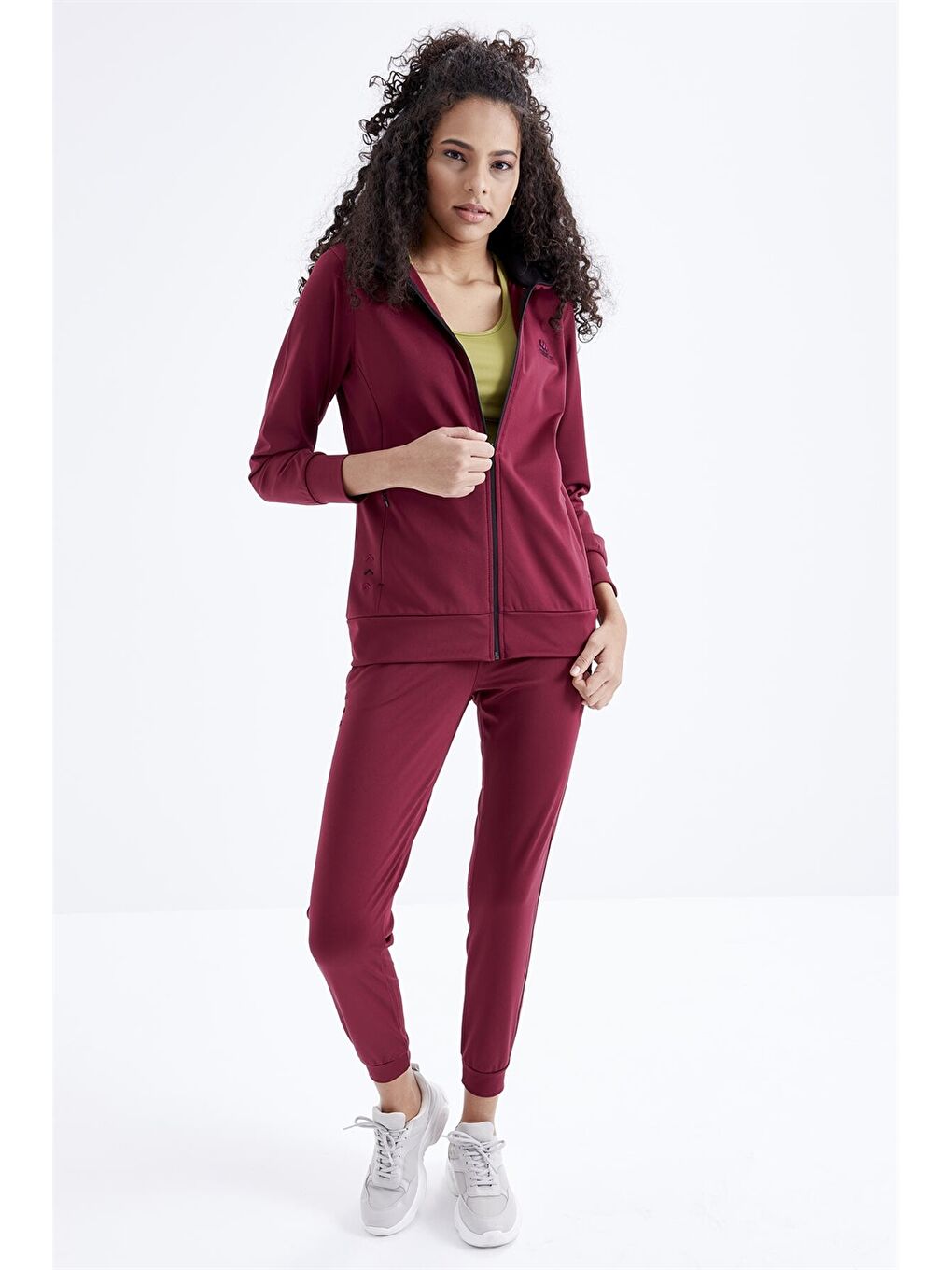Bordo Dik Yaka Baskılı Uzun Kollu Kadın Spor Hırka ve Eşofman Altı Takımı-2