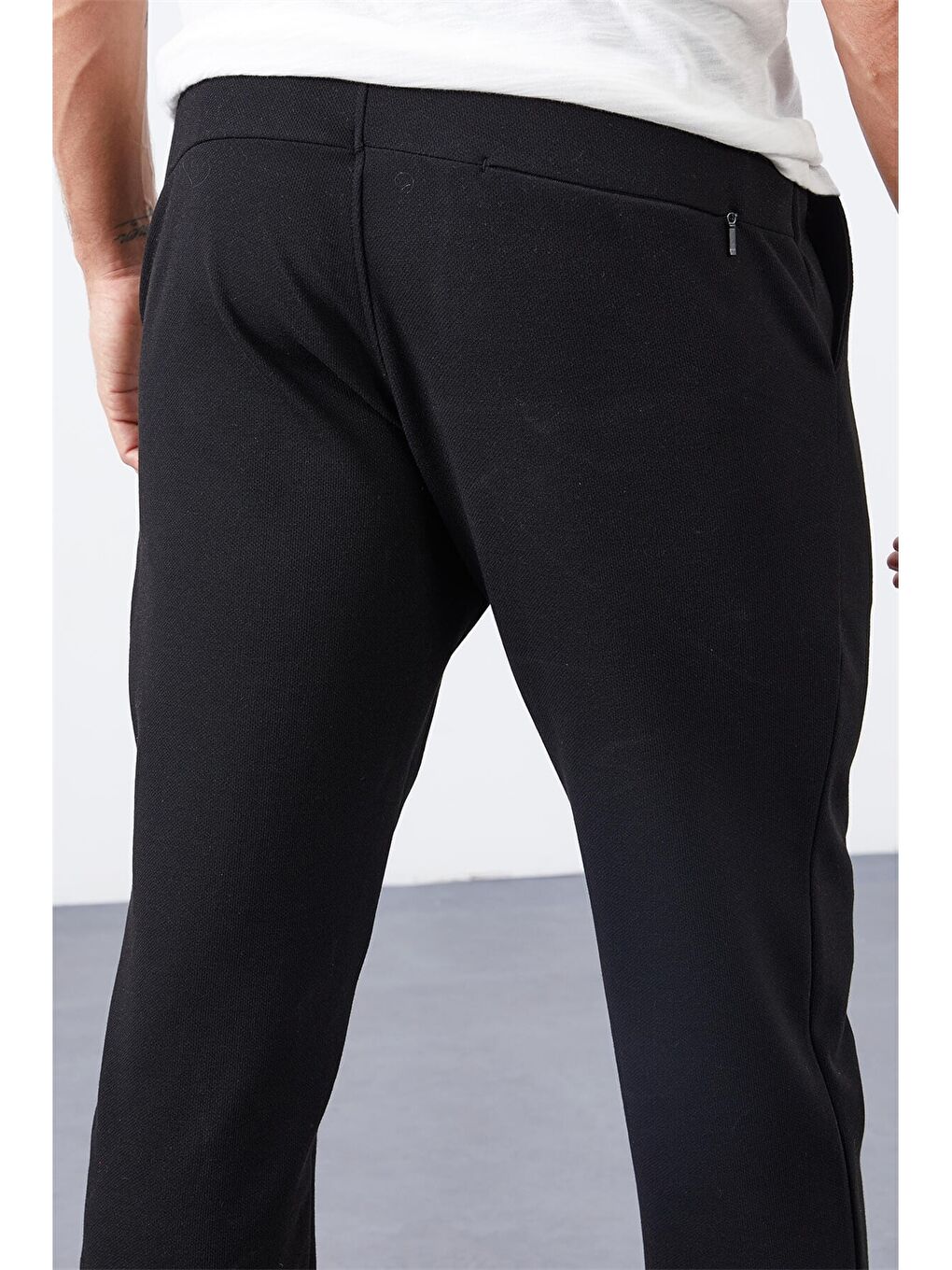 Siyah Rahat Kalıp Erkek Jogger Eşofman Altı-7