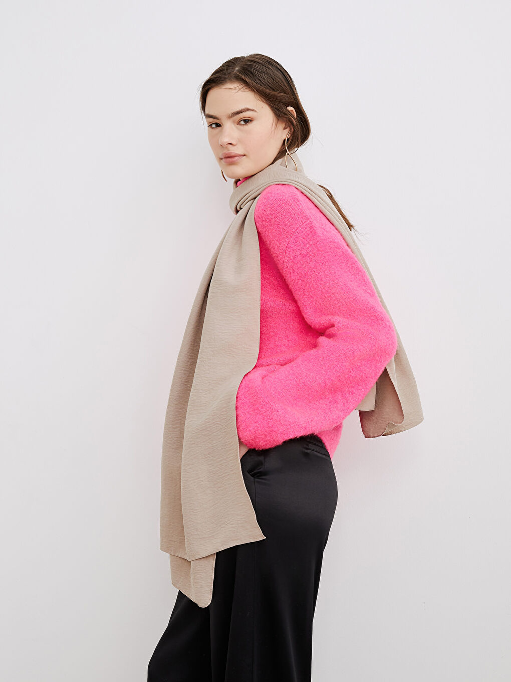 Әйелдерге арналған өрнексіз шарф