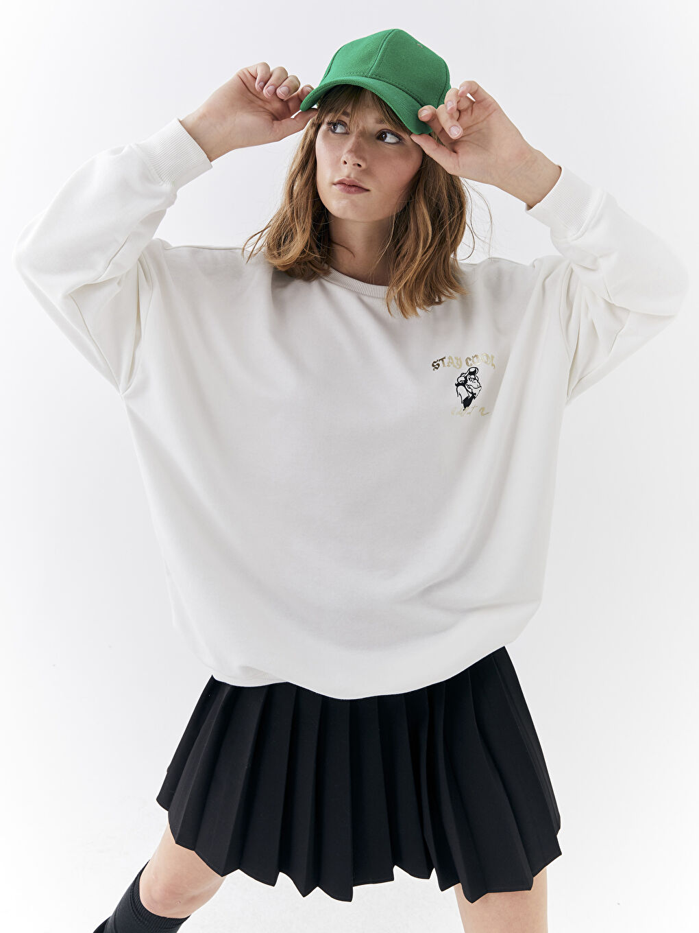 Ekru Bisiklet Yaka Nostaljik Maymun Baskılı Uzun Kollu Kadın Sweatshirt-6