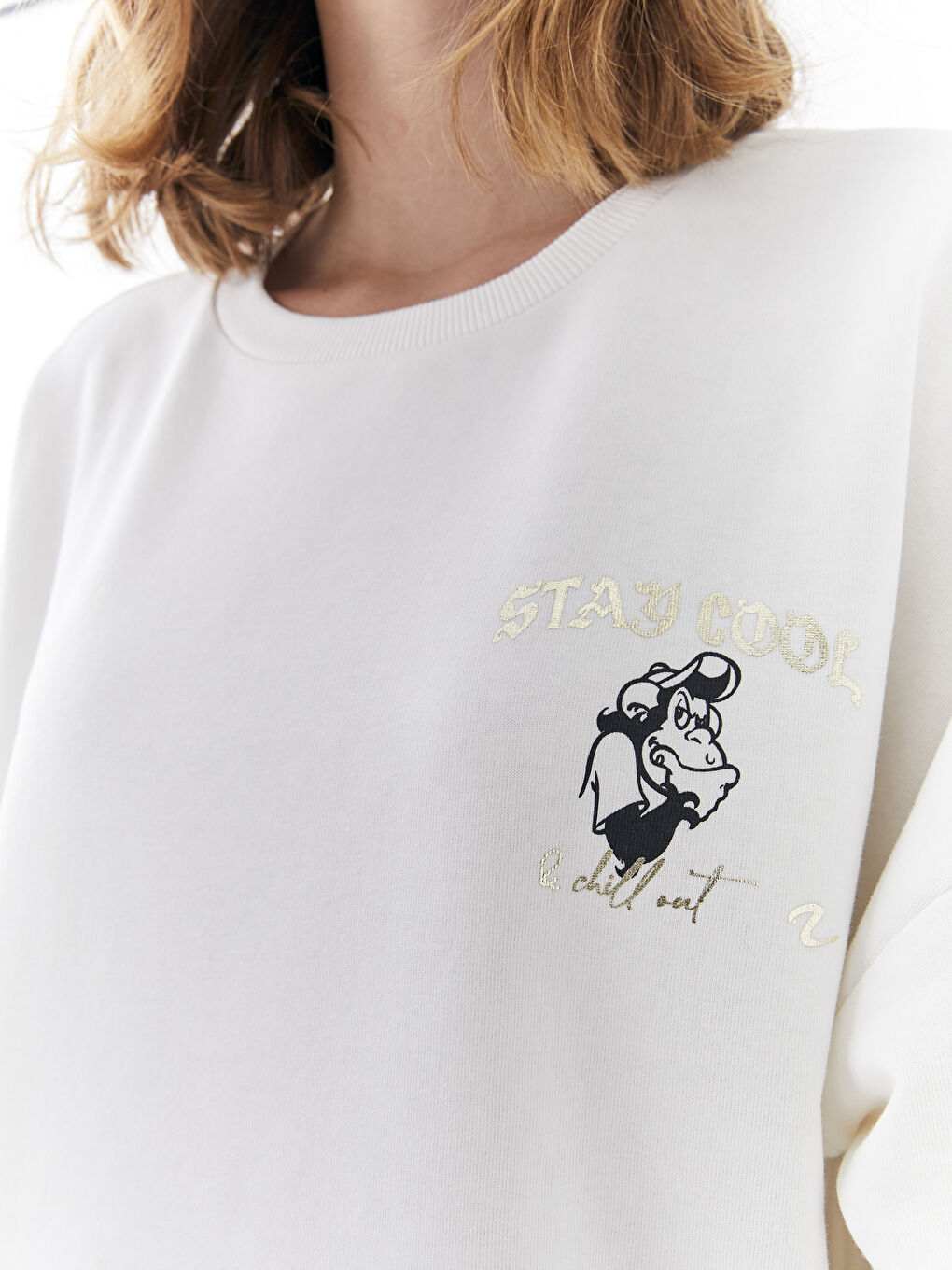 Ekru Bisiklet Yaka Nostaljik Maymun Baskılı Uzun Kollu Kadın Sweatshirt-12