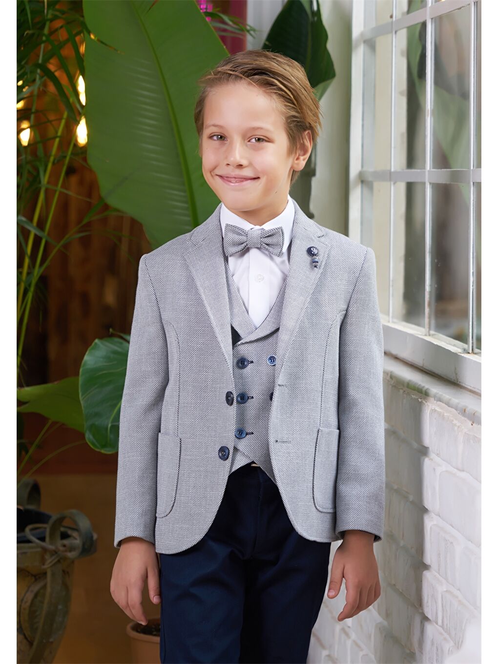Gri Erkek Çocuk Takım Elbise
