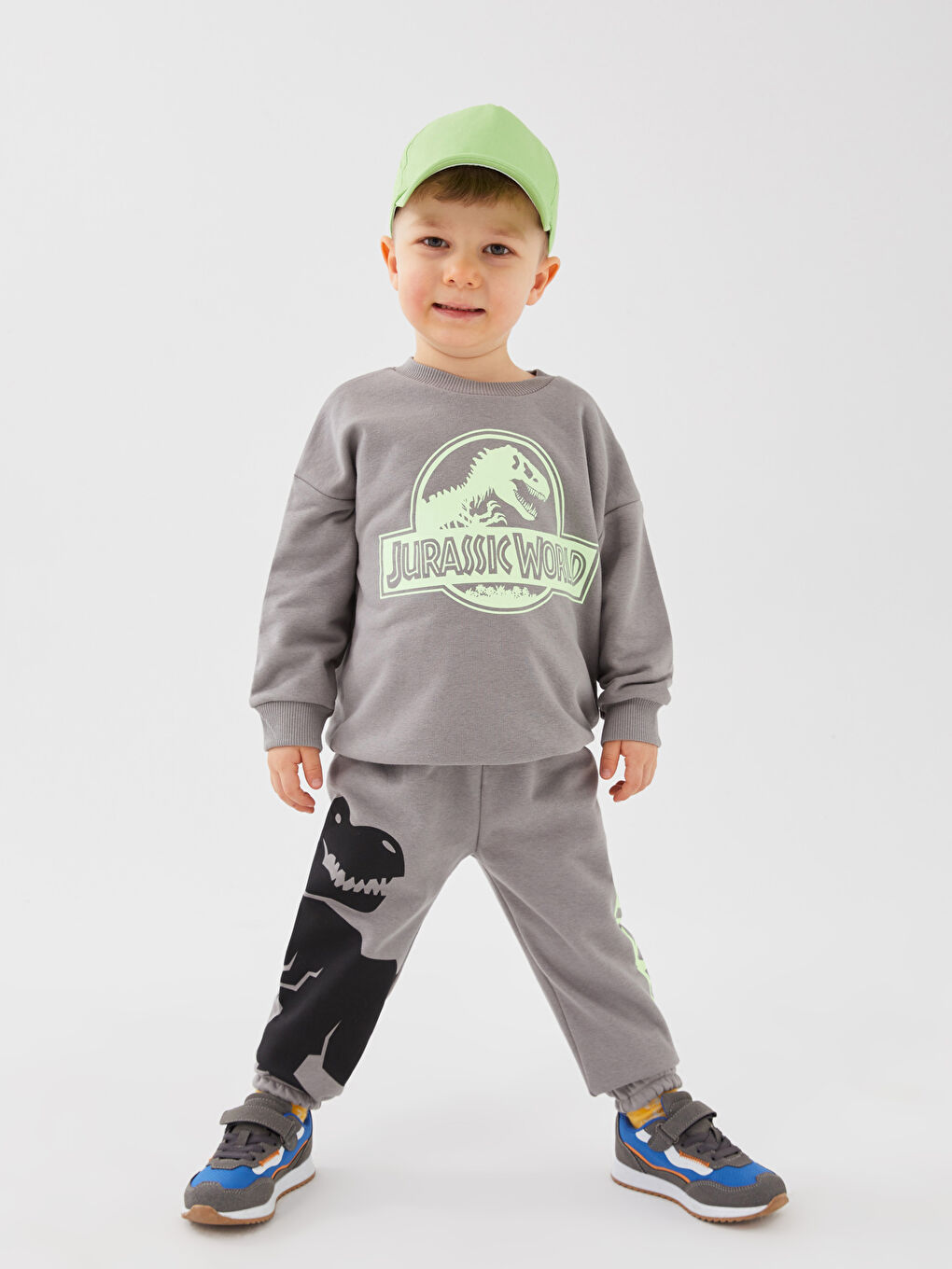 LCW baby Gri Bisiklet Yaka Jurassic World Baskılı Erkek Bebek Sweatshirt ve Eşofman Altı - 2