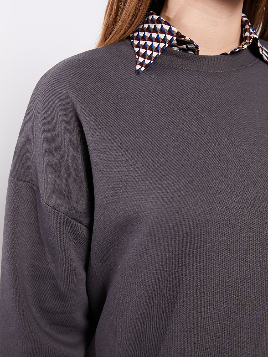 Кръгло деколте Изчистен Овърсайз Суитшърт туника за жени Плътен-2