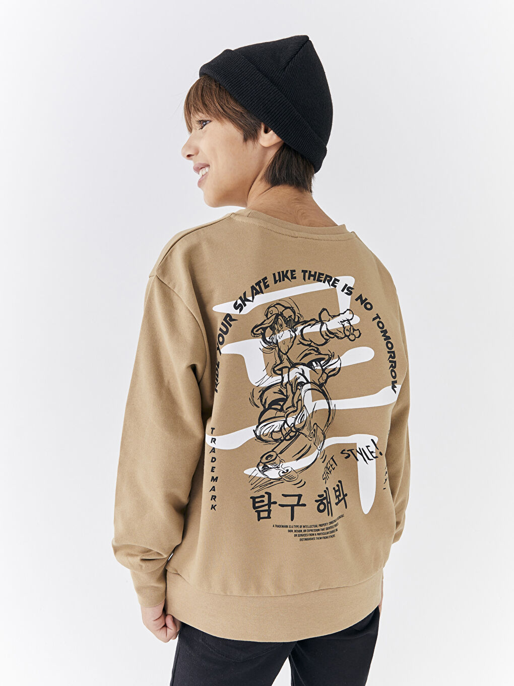 Bej Bisiklet Yaka Nostaljik Maymun Baskılı Uzun Kollu Erkek Çocuk Sweatshirt-2