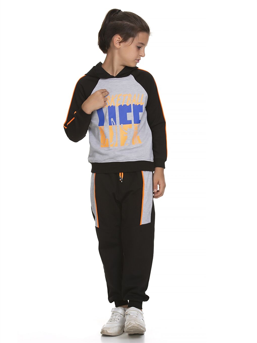 سويت شيرت بكابوش مطبوع كم طويل و بنطلون رياضي للأولاد-2