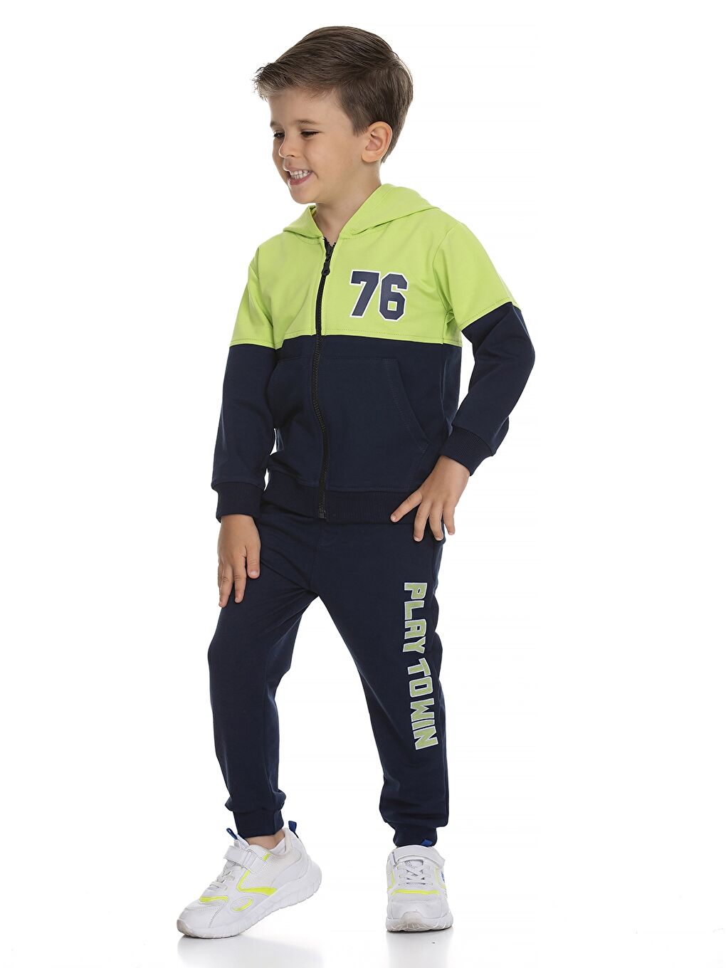 سويت شيرت بكابوش مطبوع كم طويل و بنطلون رياضي للأولاد-2