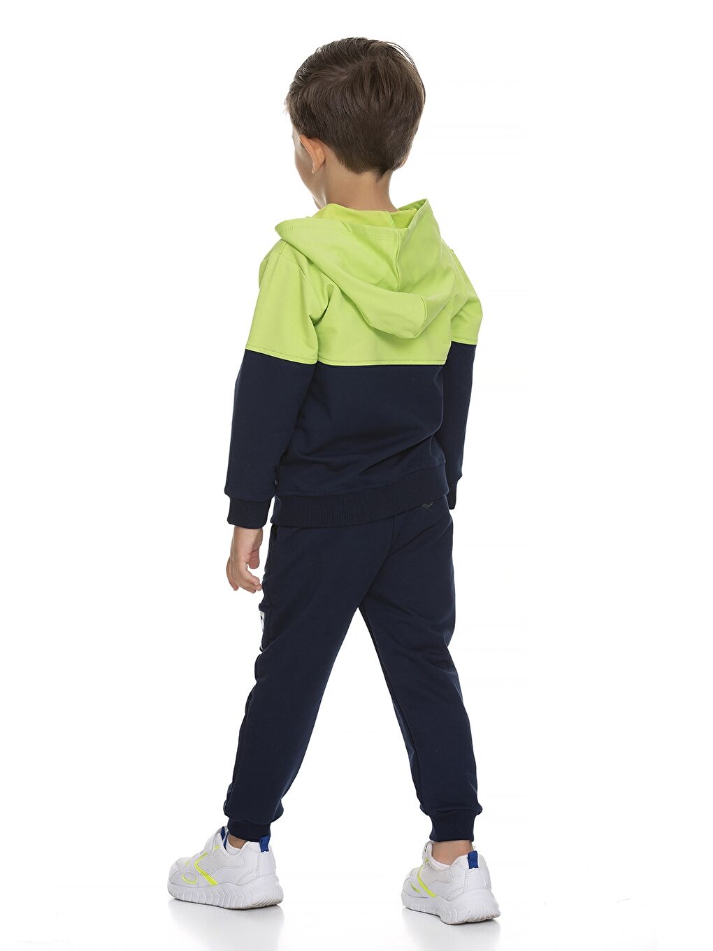 سويت شيرت بكابوش مطبوع كم طويل و بنطلون رياضي للأولاد-3