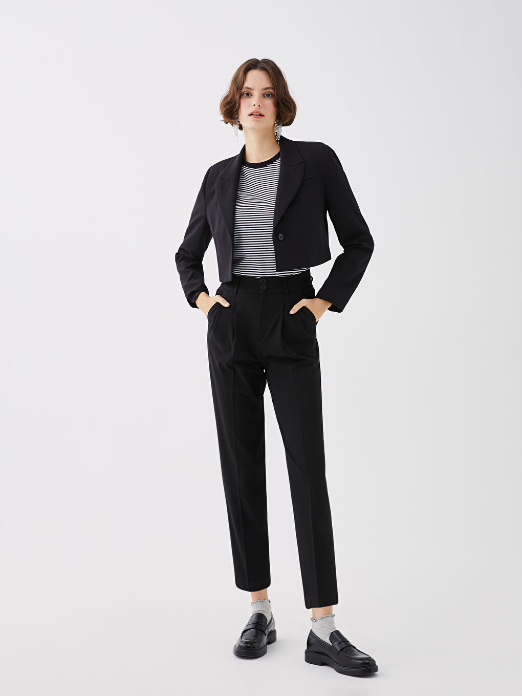 Siyah Kadın Rahat Kalıp Düz Pantolon-1