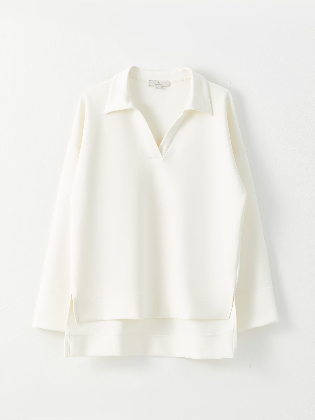 Ekru Polo Yaka Düz Uzun Kollu Kadın Sweatshirt