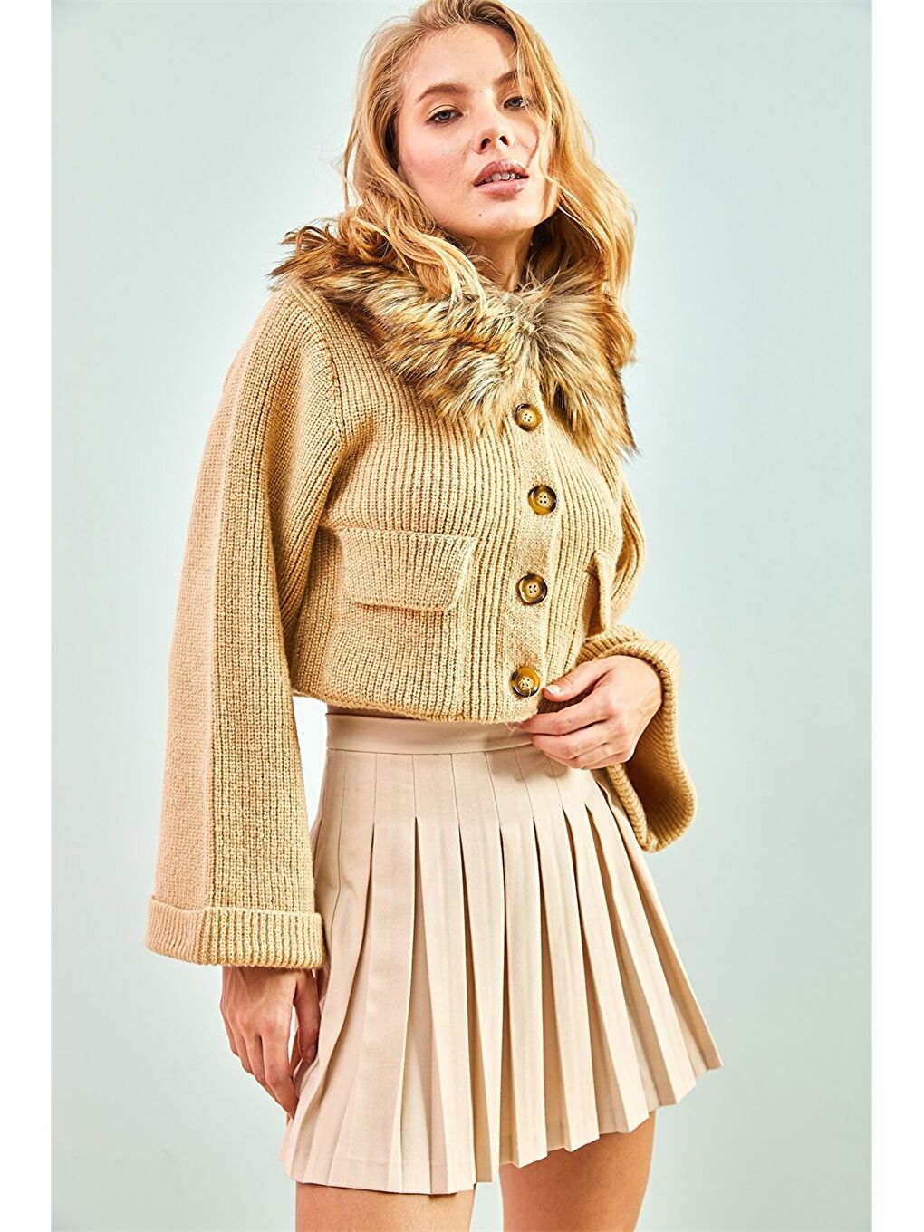 Ekru Kürk Yaka Düz Uzun Kollu Kadın Triko Hırka-1