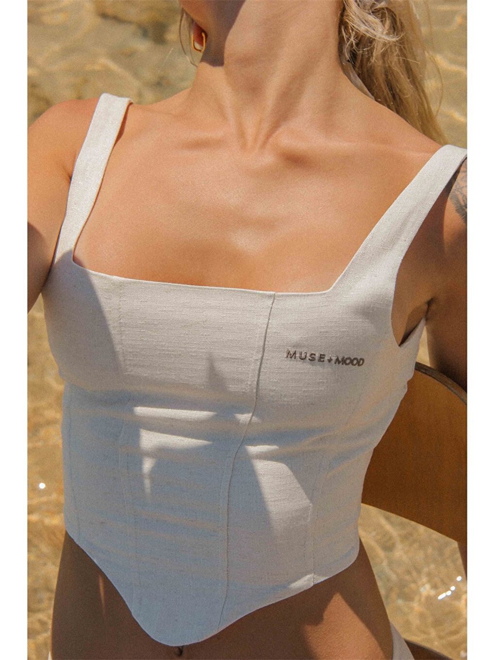 Bej Kare Yaka Nakışlı Askılı Crop Kadın Büstiyer-2