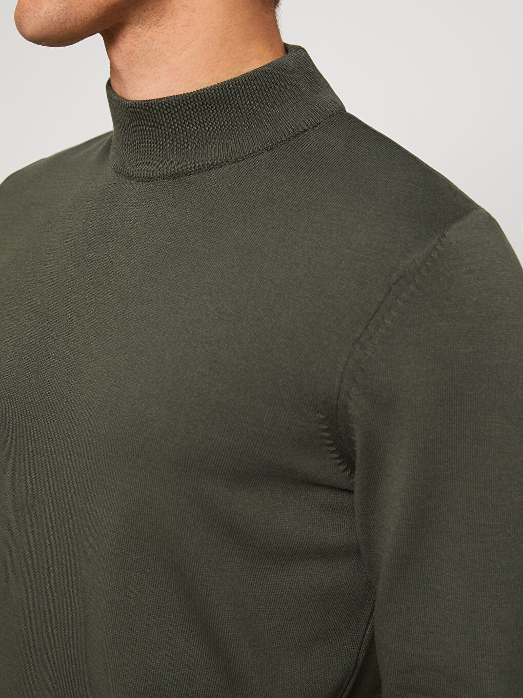 Yeşil Yarım Balıkçı Yaka Uzun Kollu Erkek Triko Kazak-3