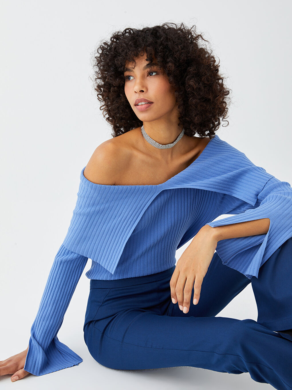 Mavi Kayık Yaka Düz Uzun Kollu Kadın Triko Kazak