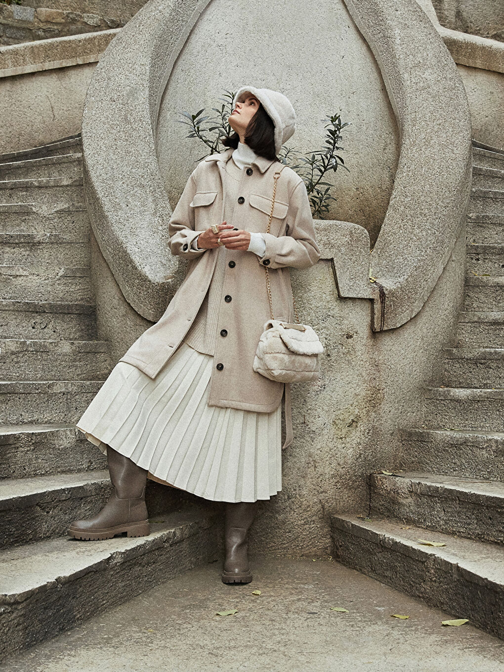 Ekru Beli Fermuarlı Düz A Kesim Kadın Pileli Etek