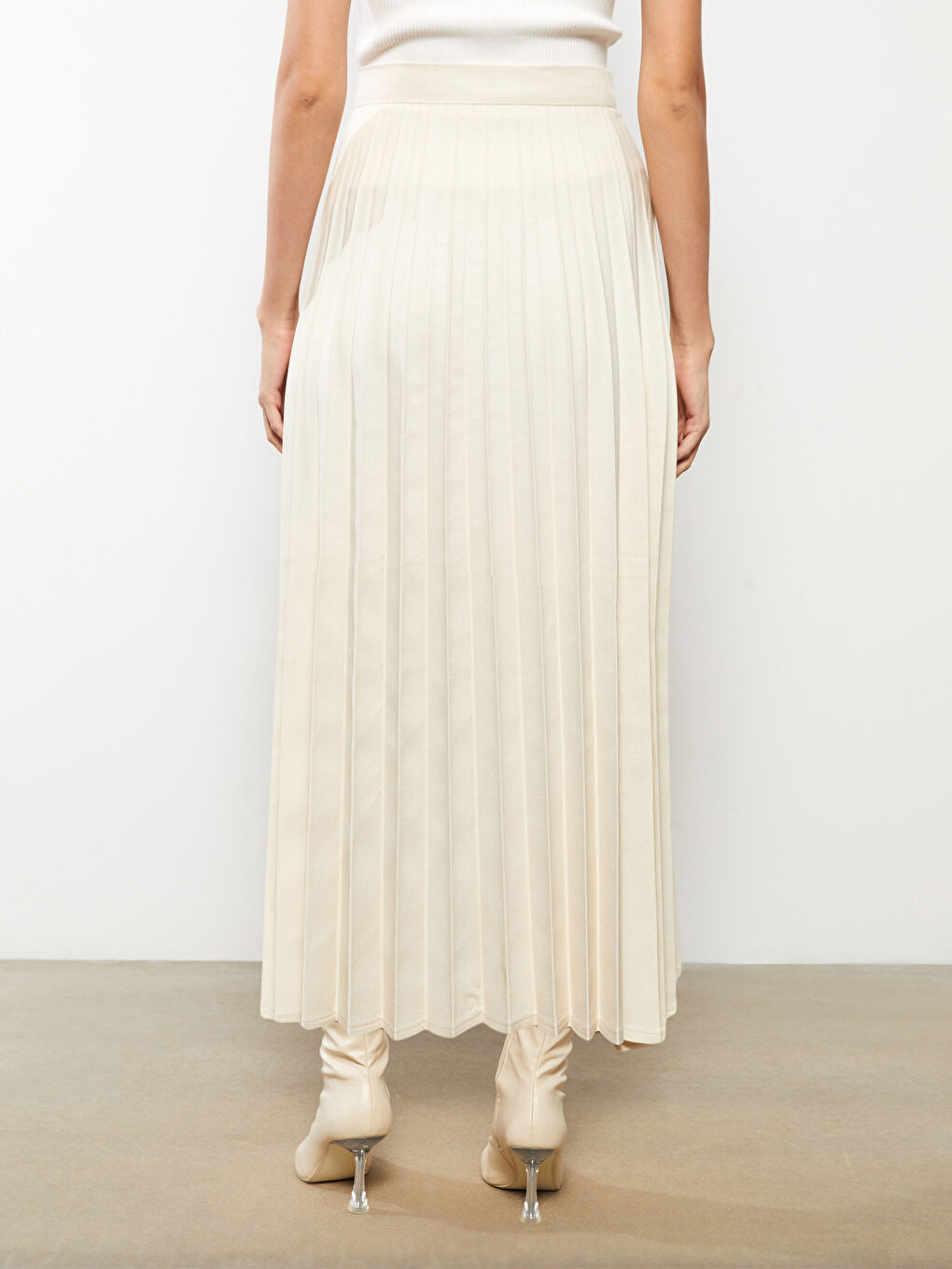 Ekru Beli Fermuarlı Düz A Kesim Kadın Pileli Etek-7