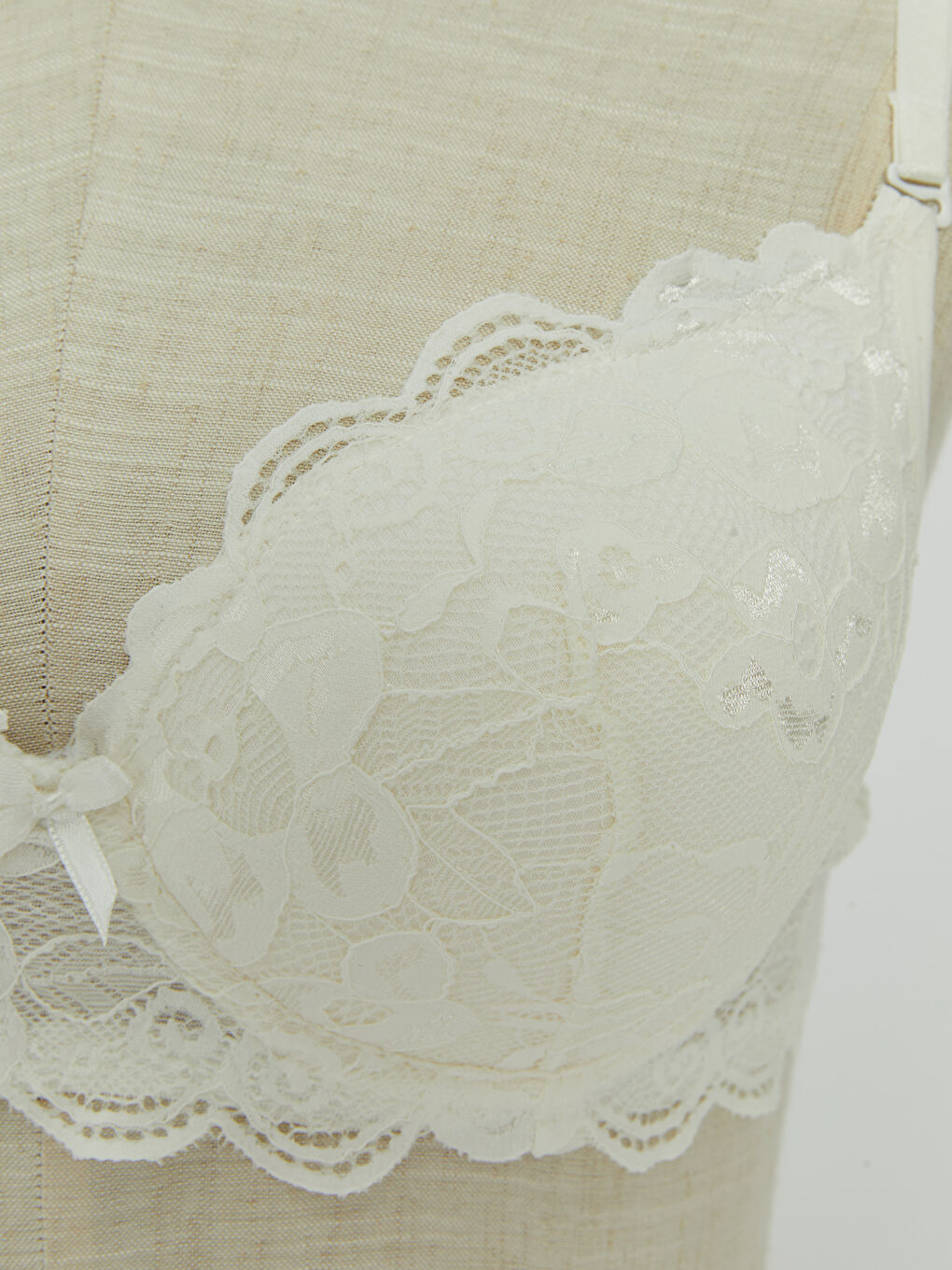Ekru Dolgusuz Dantelli Sütyen-2