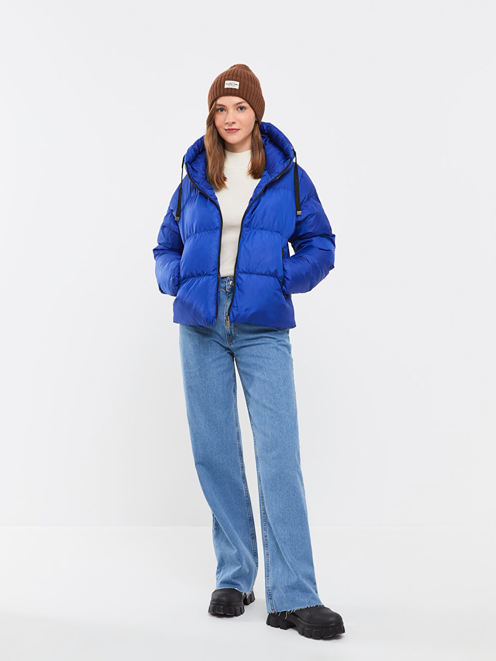 Mavi Kadın Kapüşonlu Düz Şişme Mont-4