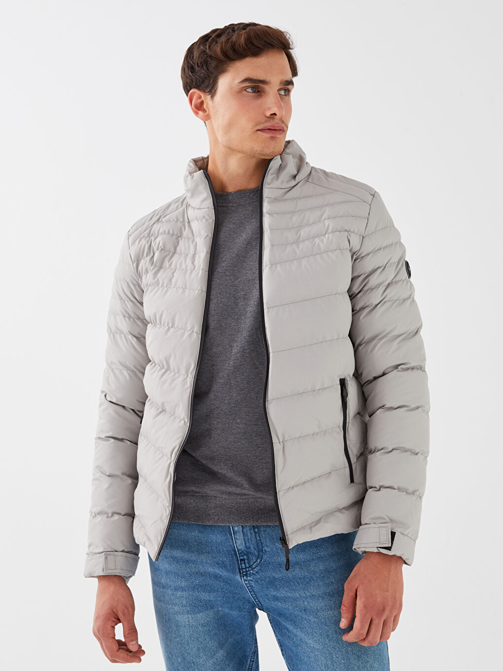 بالطو منتفخ بياقة قمع للرجال بمقاس عادي-1