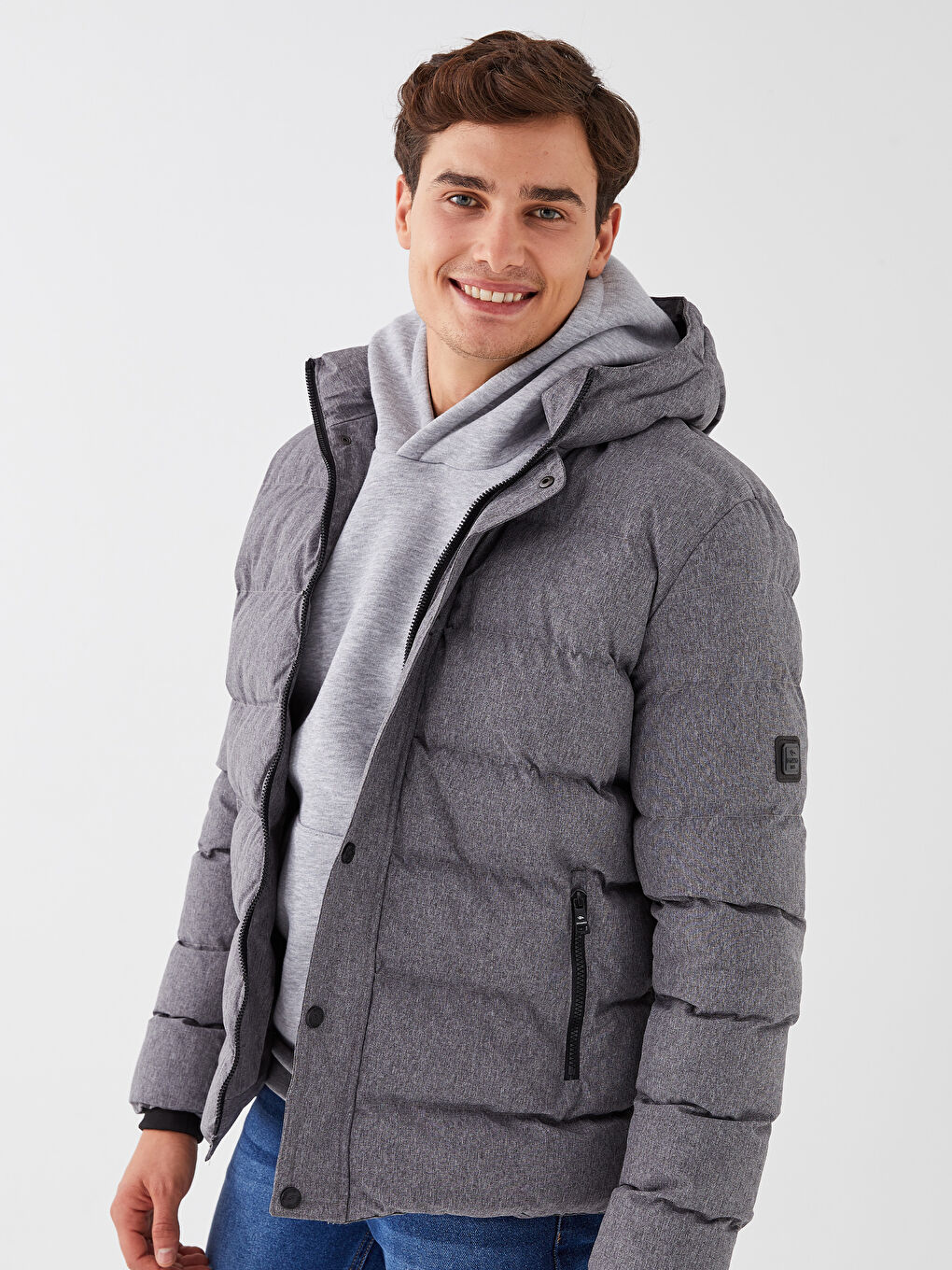 Gri Slim Fit Kapüşonlu Erkek Şişme Mont