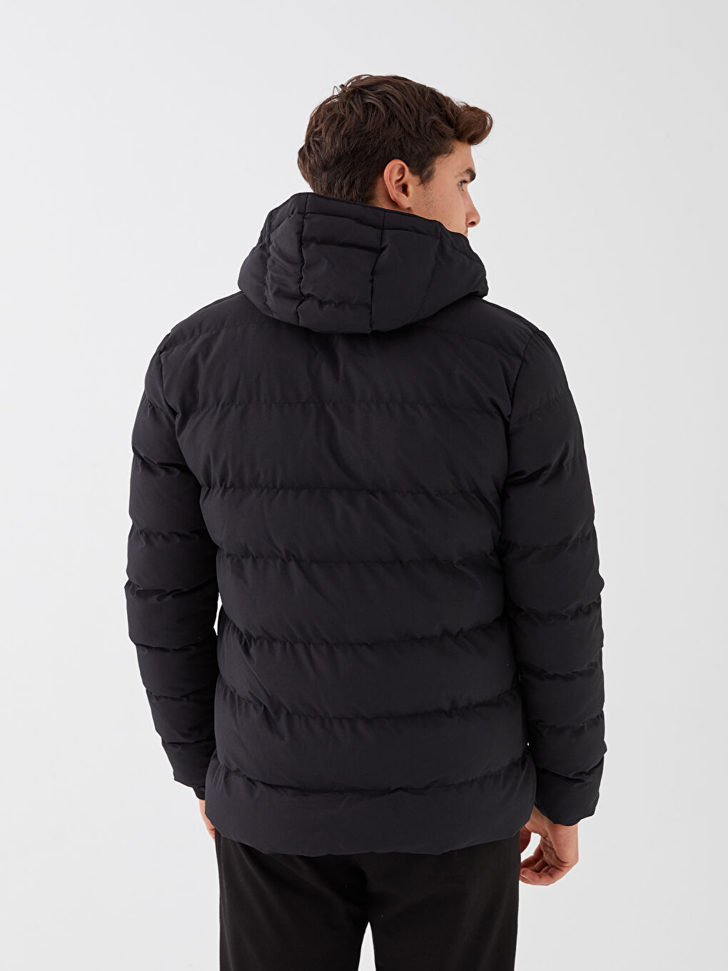 Siyah Slim Fit Kapüşonlu Erkek Şişme Mont-5