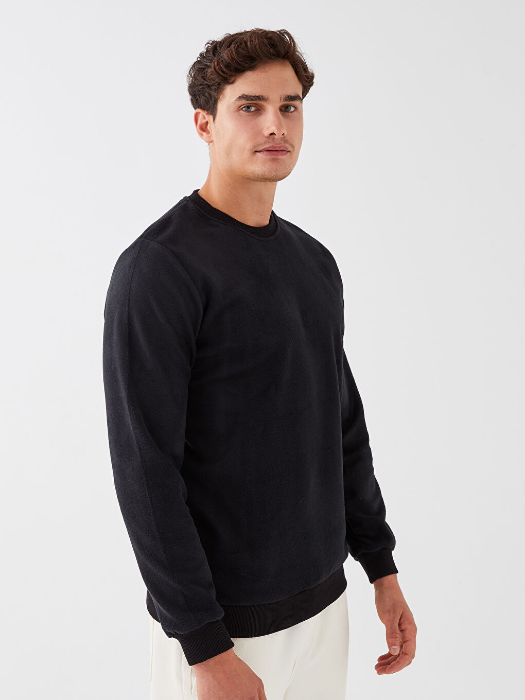 Siyah Bisiklet Yaka Uzun Kollu Polar Erkek Sweatshirt