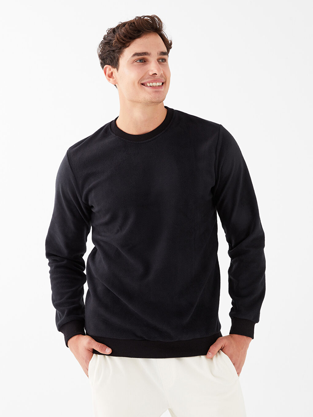 Siyah Bisiklet Yaka Uzun Kollu Polar Erkek Sweatshirt-1