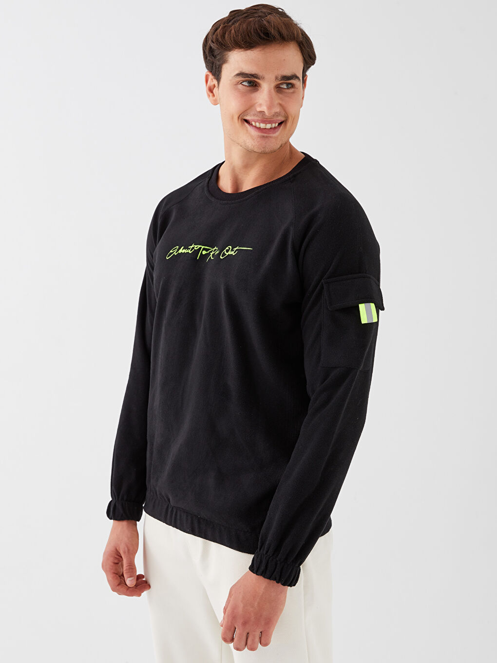 Свитшот Мужской Флисовый Вышитый С Длинным Рукавом И Круглым Вырезом-1