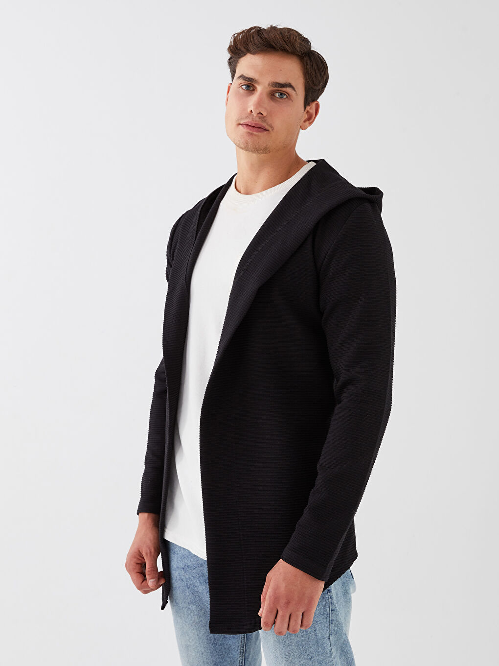 Siyah Standart Kalıp Kapüşonlu Erkek Hırka-1