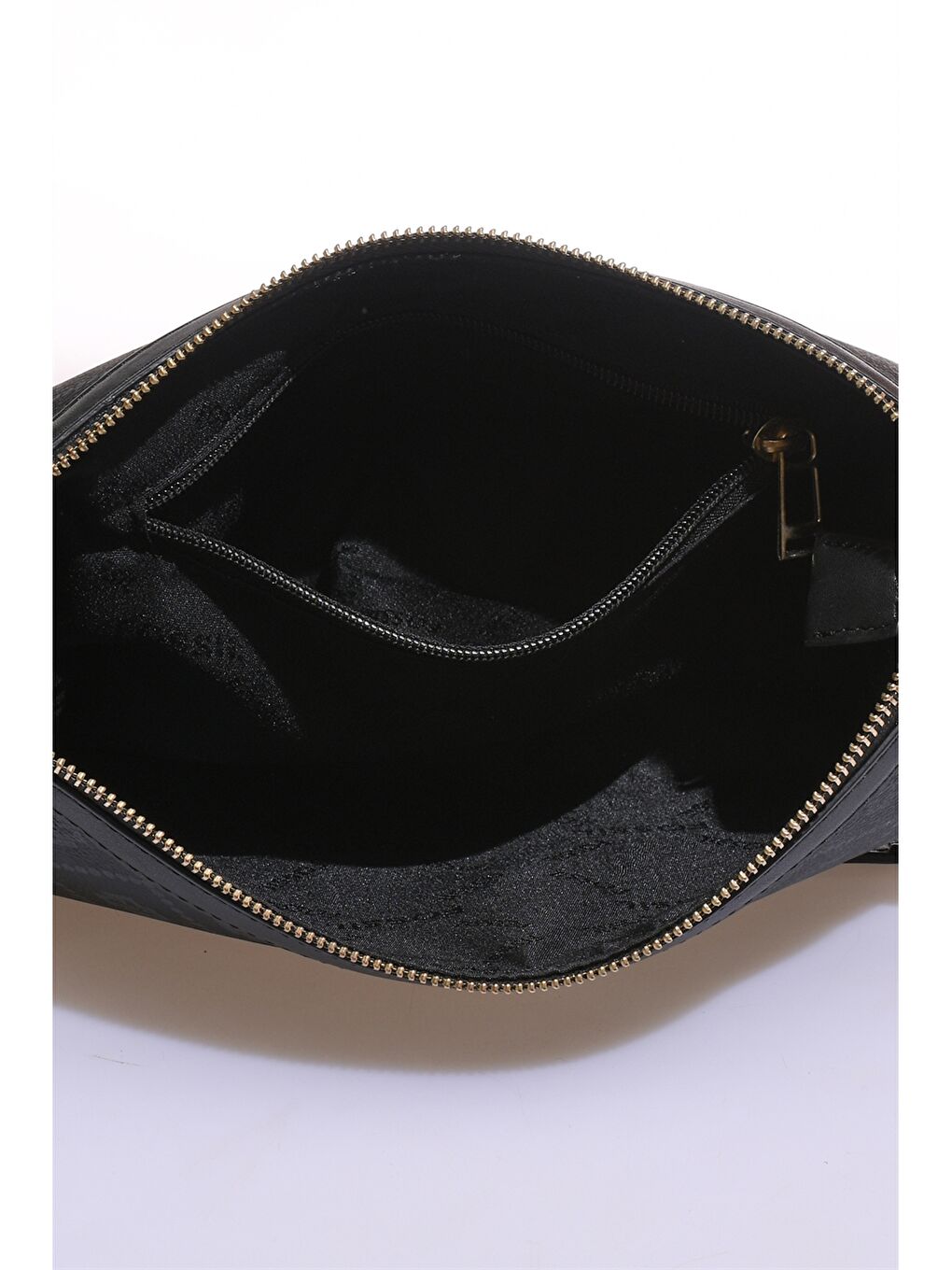 Siyah Deri Görünümlü Desenli Kadın Omuz Çantası-3