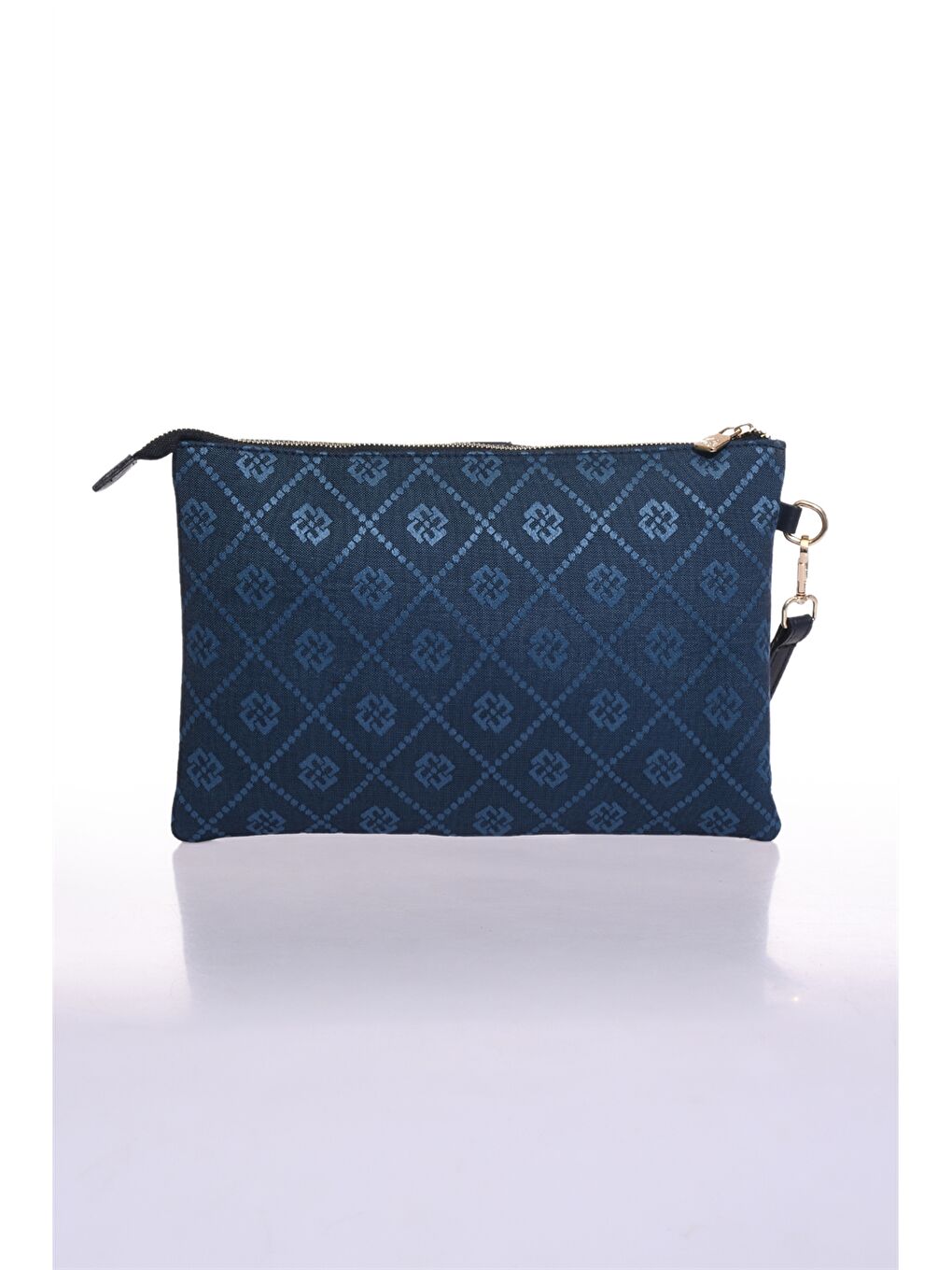 Mavi Deri Görünümlü Desenli Kadın Portföy Çantası-2