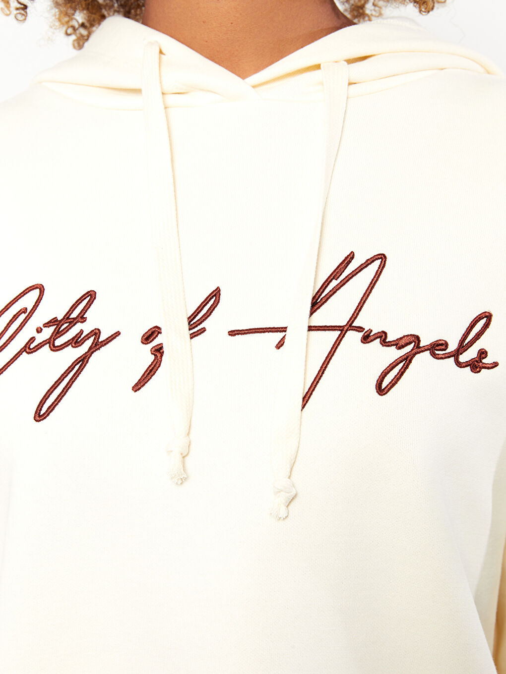 Bej Kapüşonlu Nakışlı Kadın Kalın Sweatshirt-4