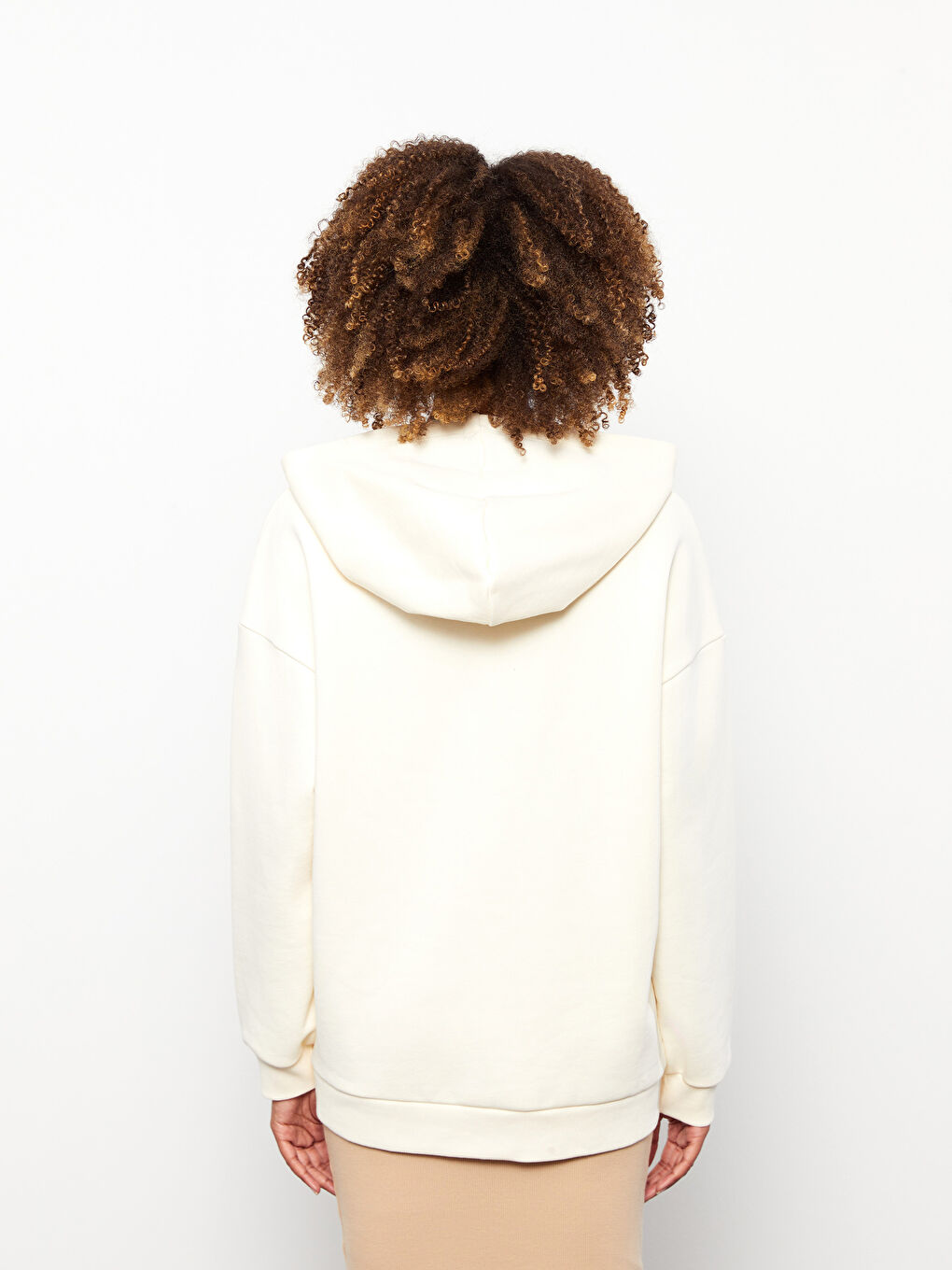 Bej Kapüşonlu Nakışlı Kadın Kalın Sweatshirt-5