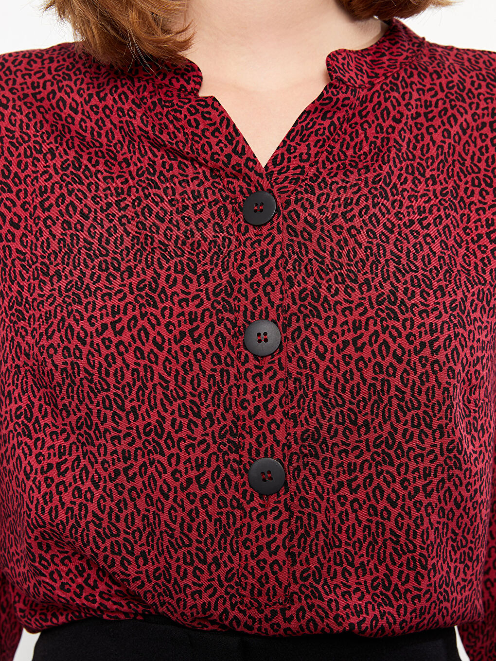 Kırmızı Kaçık Yaka Desenli Uzun Kollu Kadın Bluz-3