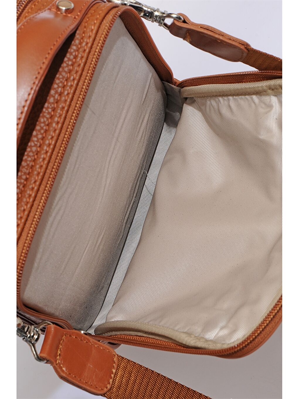 Ekru Deri Görünümlü Erkek El Çantası-6