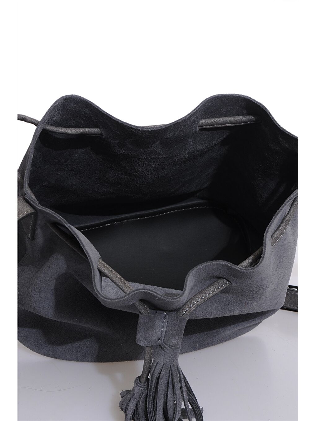 Siyah Süet Görünümlü Kadın Çapraz Çanta-3