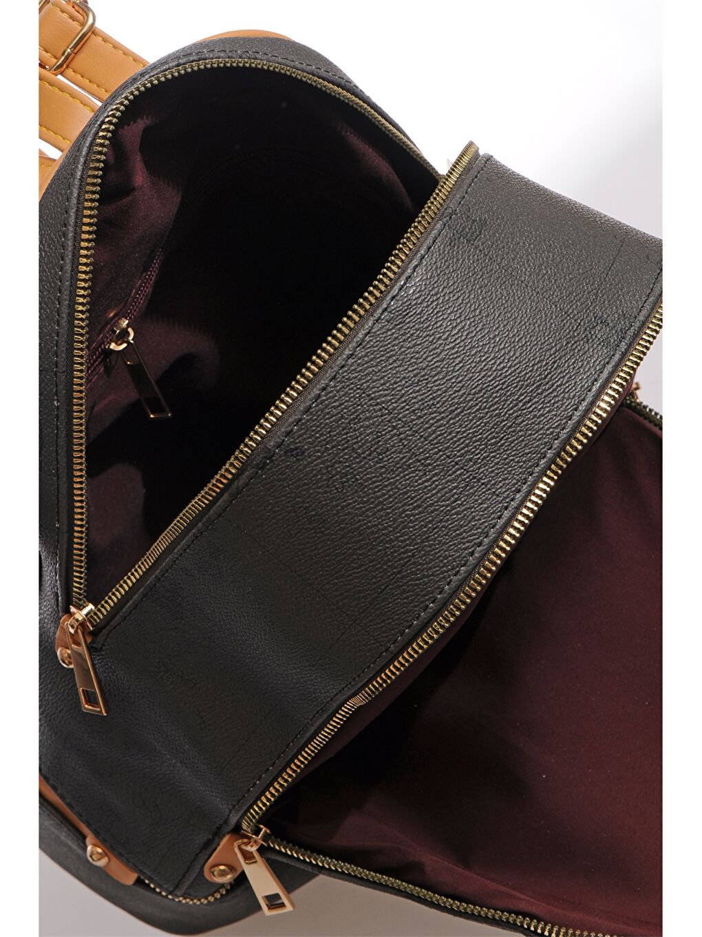 Karışık Deri Görünümlü Kadın Sırt Çantası-3