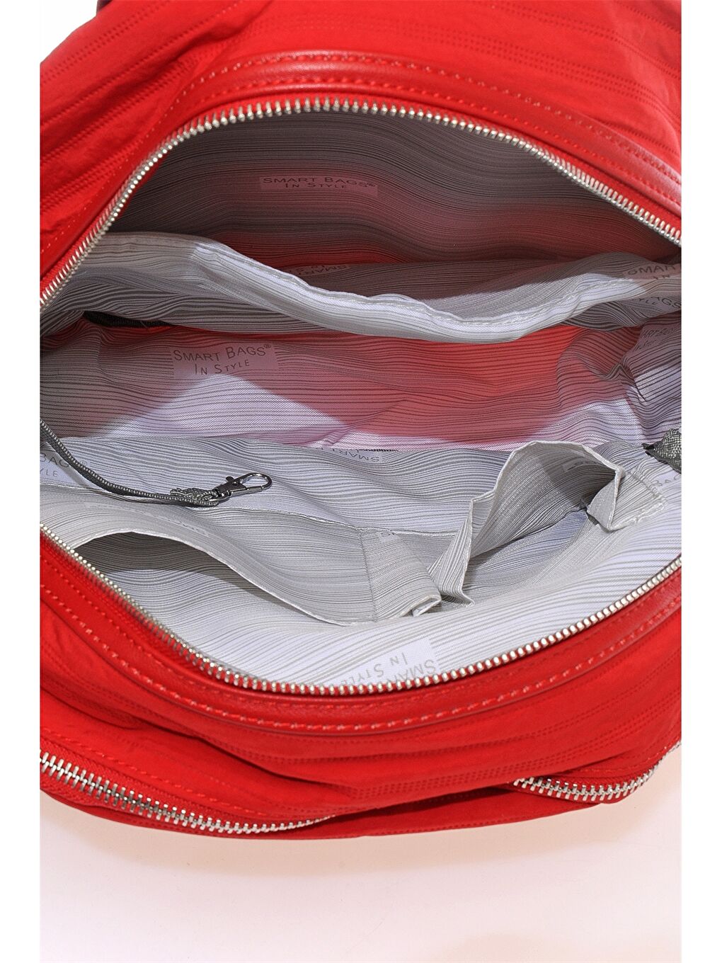 Kırmızı Kendinden Desenli Kadın Sırt Çantası-3