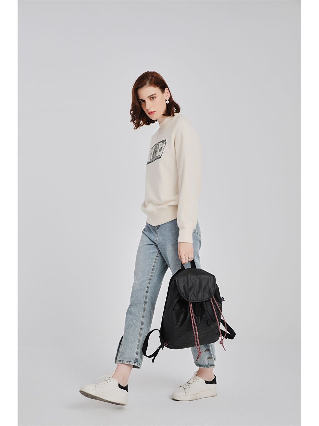 Siyah Kadın Düz Sırt Çantası-1