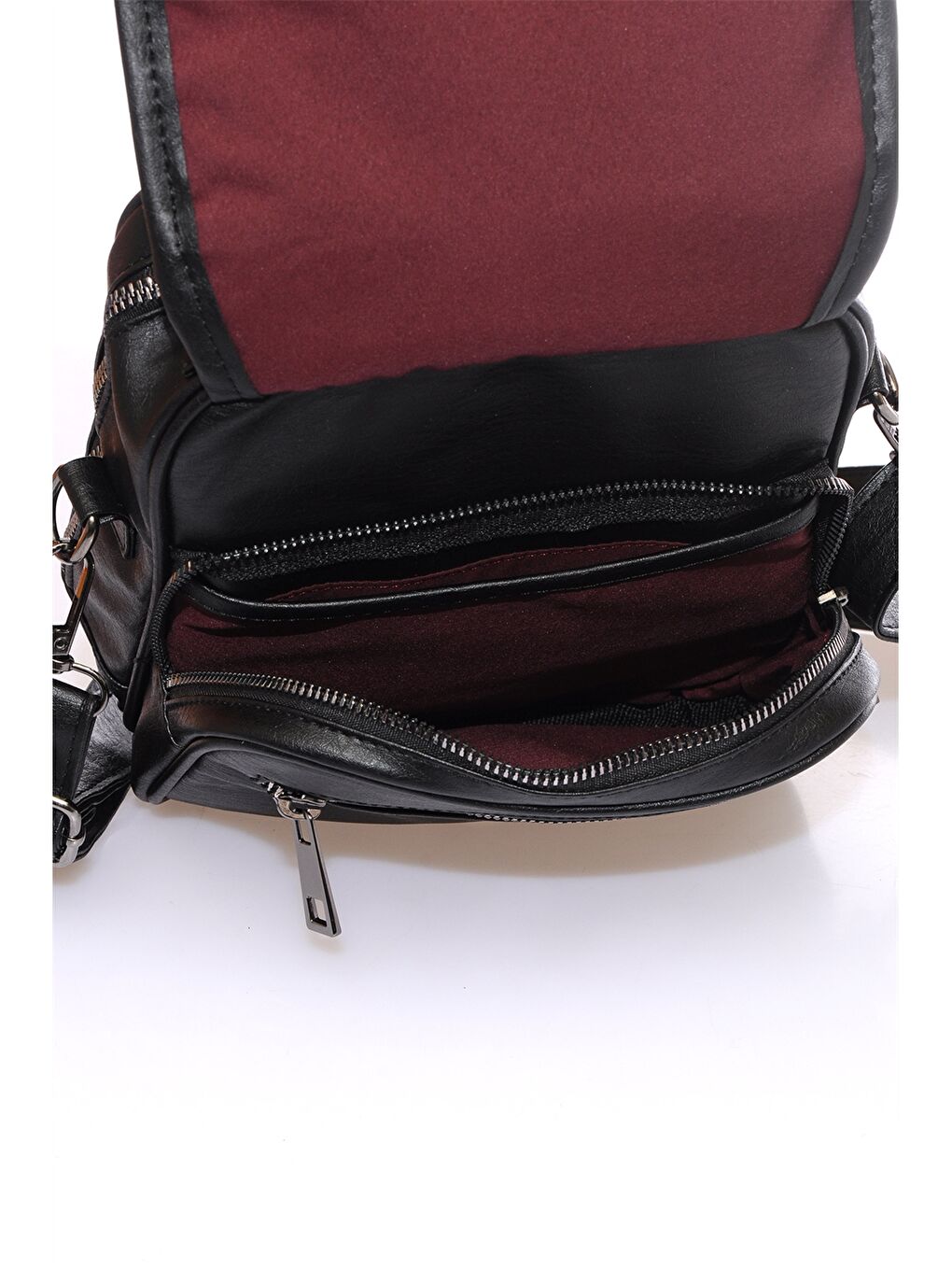 Siyah Deri Görünümlü Erkek El Çantası-3