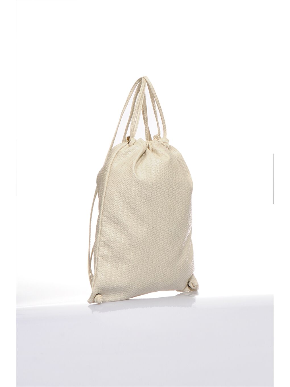 Ekru Kendinden Desenli Büzgülü Kadın Sırt Çantası-1