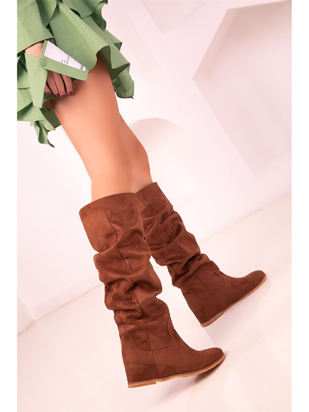 Ekru Karamel Çizme-2