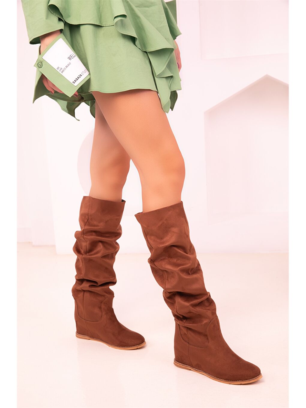 Ekru Karamel Çizme-3