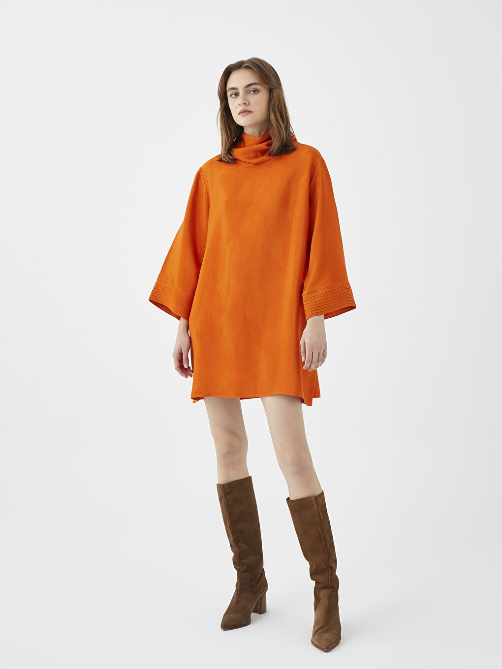 Turuncu Dik Yaka Düz Oversize Kadın Elbise-1